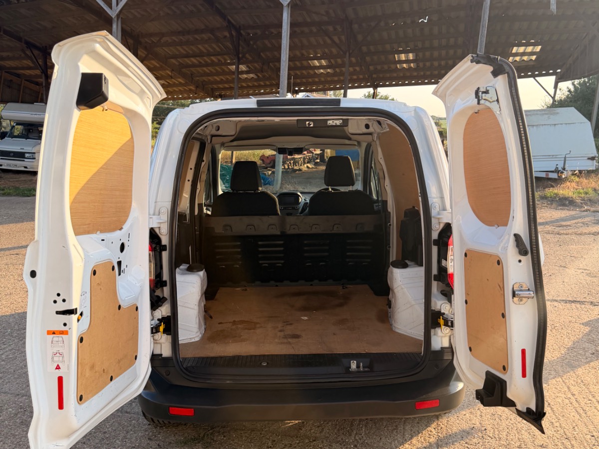 2022 FORD TRANSIT Courier — photo 6