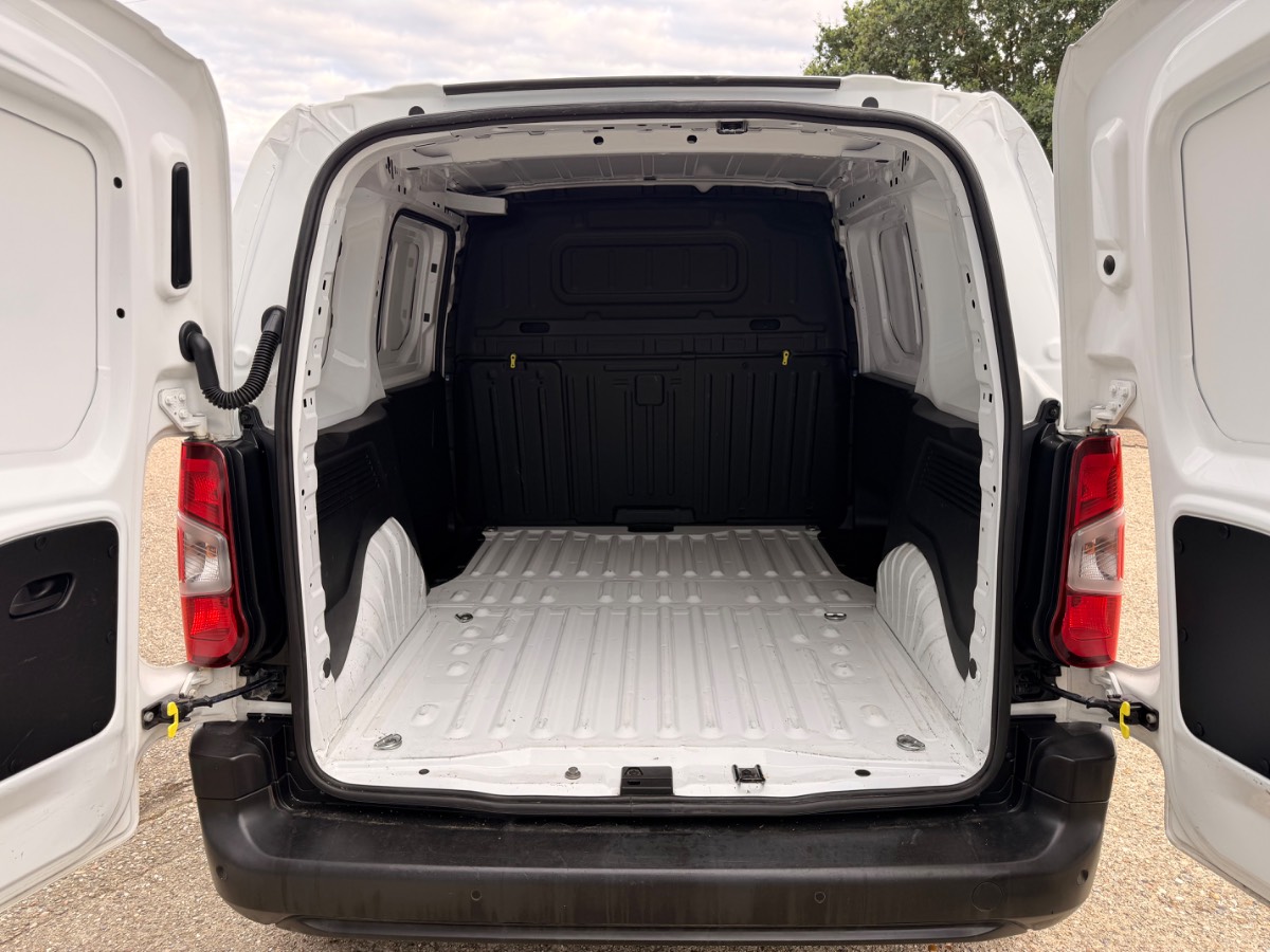 Citroën Berlingo 1.5 BlueHDi 1000 Enterprise Pro M Panel Van 5dr Diesel Manual SWB Euro 6 (s/s) (100ps) — photo 6