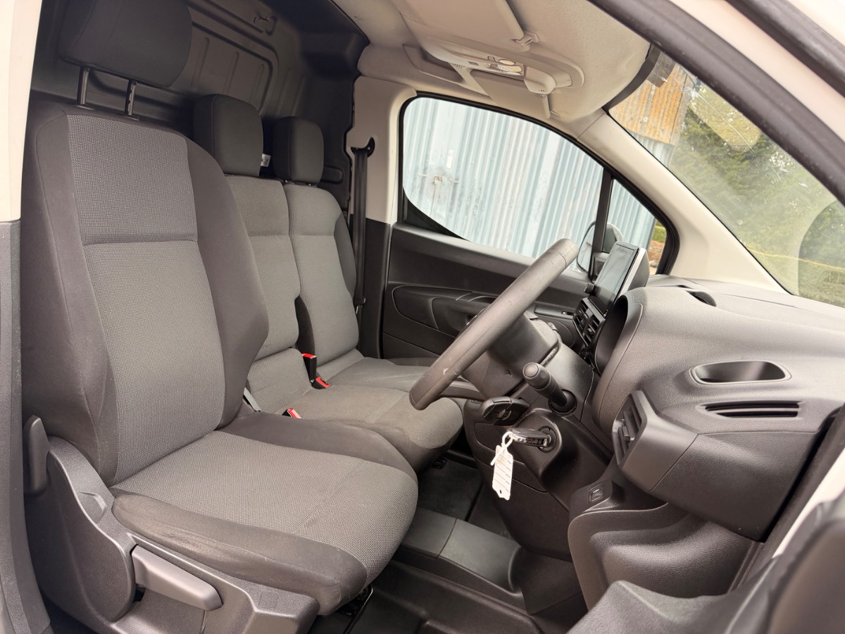 Citroën Berlingo 1.5 BlueHDi 1000 Enterprise Pro M Panel Van 5dr Diesel Manual SWB Euro 6 (s/s) (100ps) — photo 8