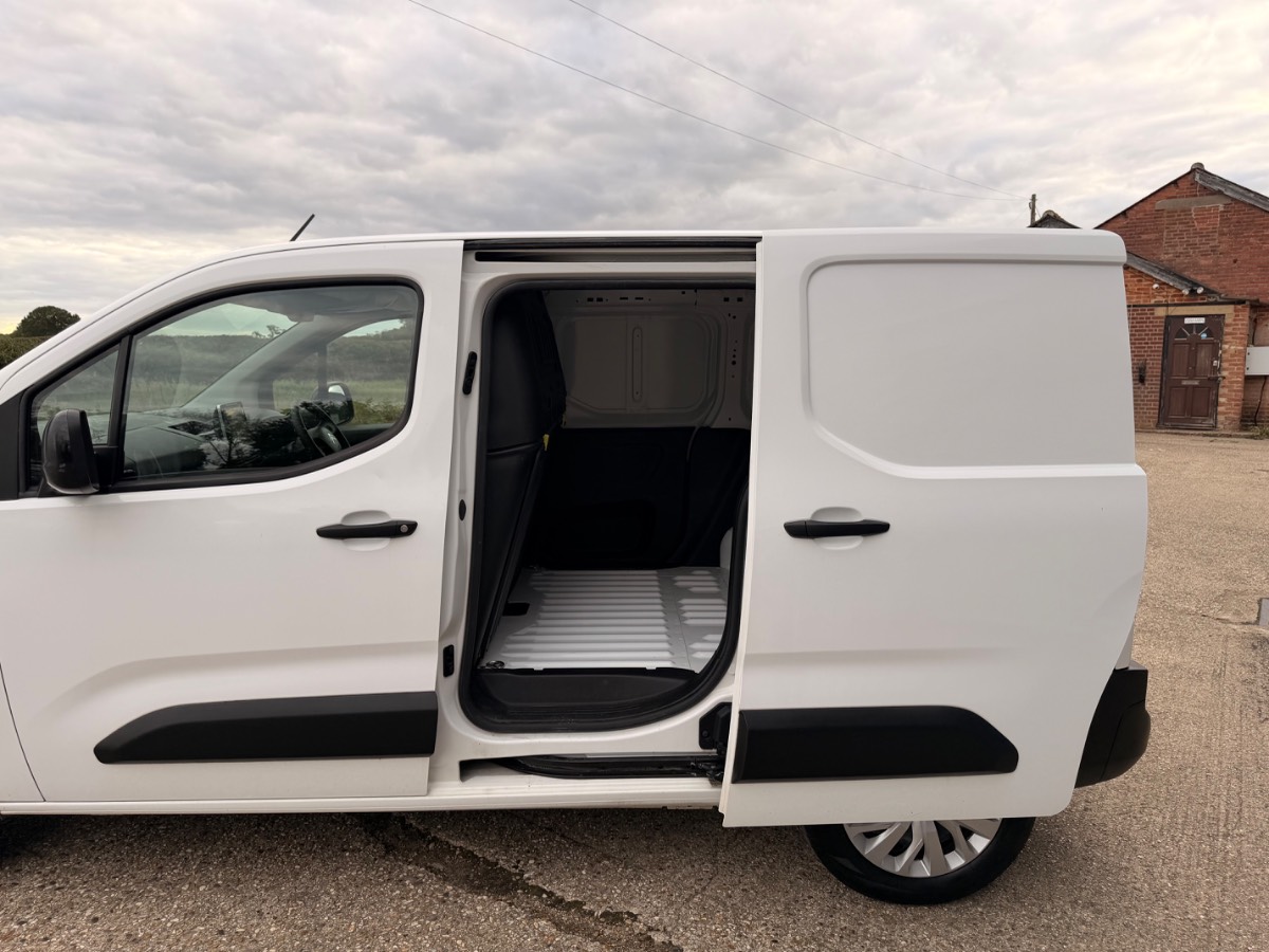 Citroën Berlingo 1.5 BlueHDi 1000 Enterprise Pro M Panel Van 5dr Diesel Manual SWB Euro 6 (s/s) (100ps) — photo 5